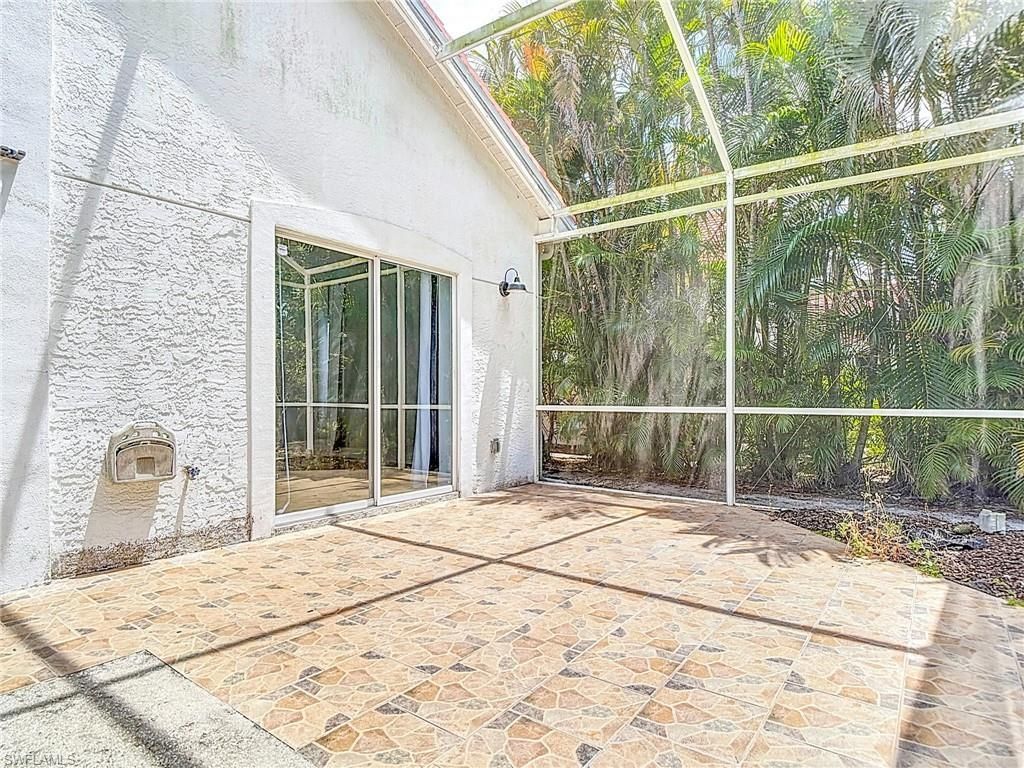 351 Pindo Palm Dr, Naples, FL 34104 Photo