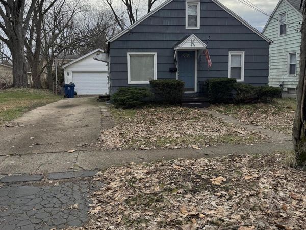 708 Gayle Avenue, Kalamazoo, MI 49048