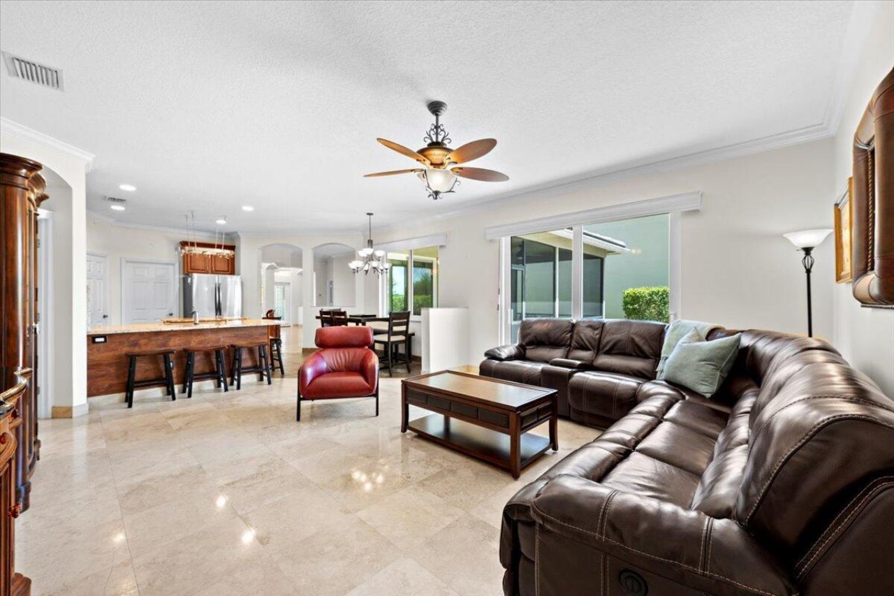 1575 Newhaven Point Lane, West Palm Beach, FL 33411 Photo