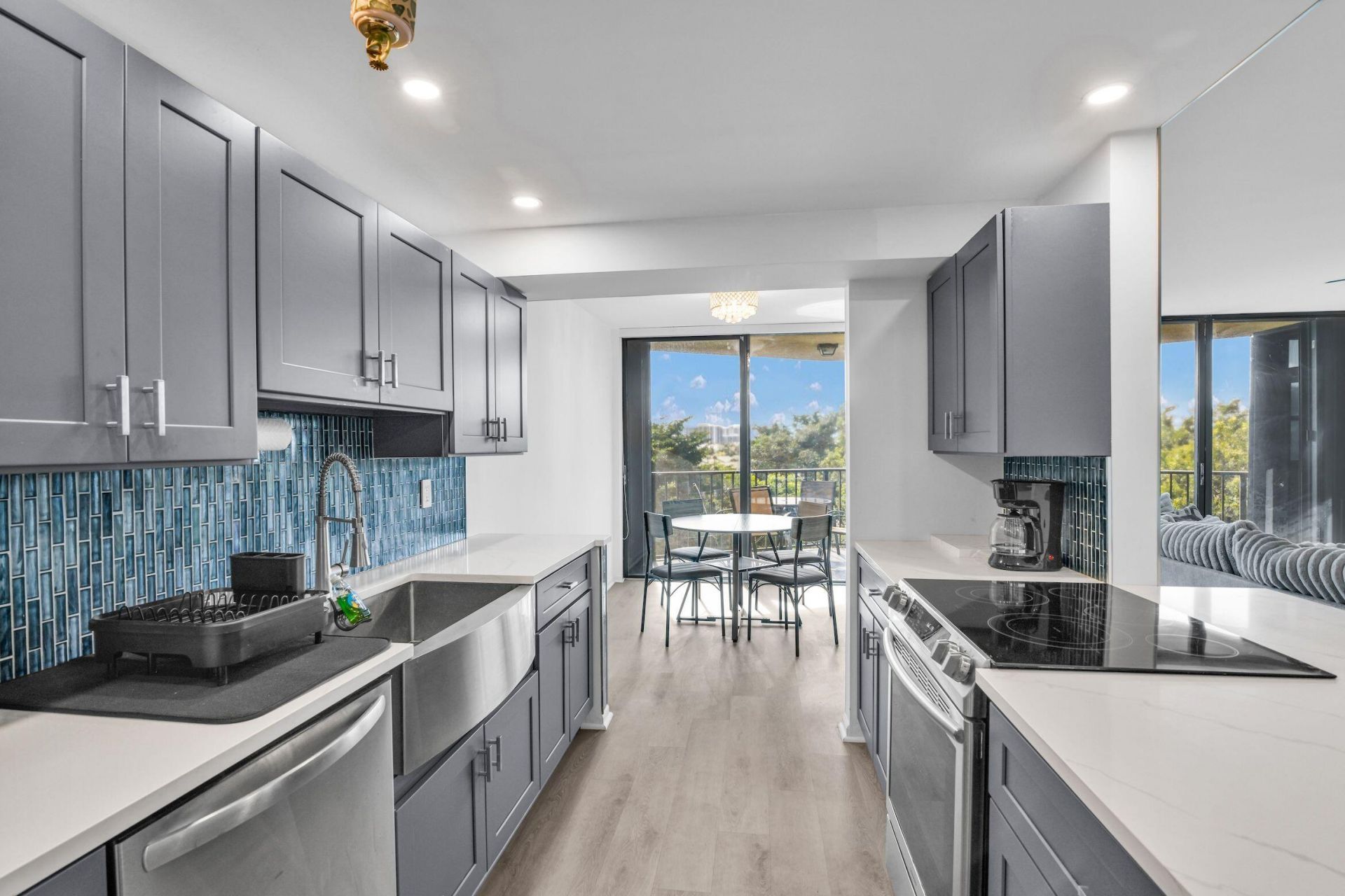 859 Jeffery Street Se, Unit 5090, Boca Raton, FL 33487 Photo