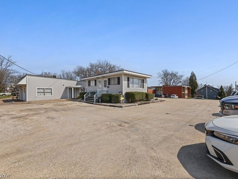 1950 S Freedom Avenue, Alliance, OH 44601 Photo 15
