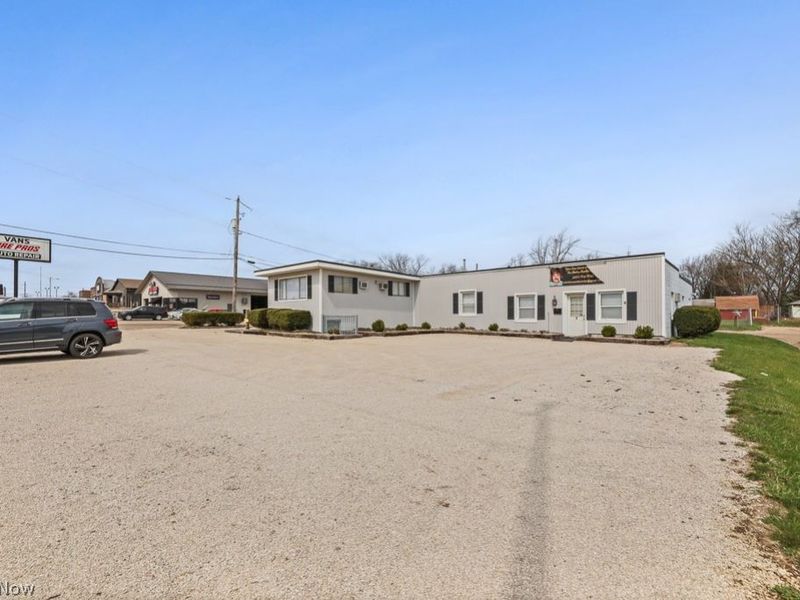 1950 S Freedom Avenue, Alliance, OH 44601 Photo 17