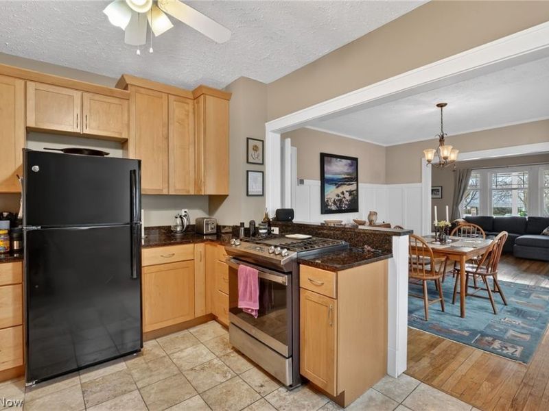 3221 Bradford Road , Cleveland Heights, OH 44118 Photo 15