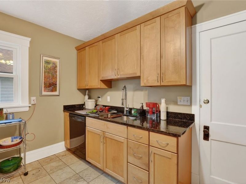 3221 Bradford Road , Cleveland Heights, OH 44118 Photo 16