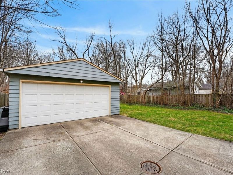 3221 Bradford Road , Cleveland Heights, OH 44118 Photo 30