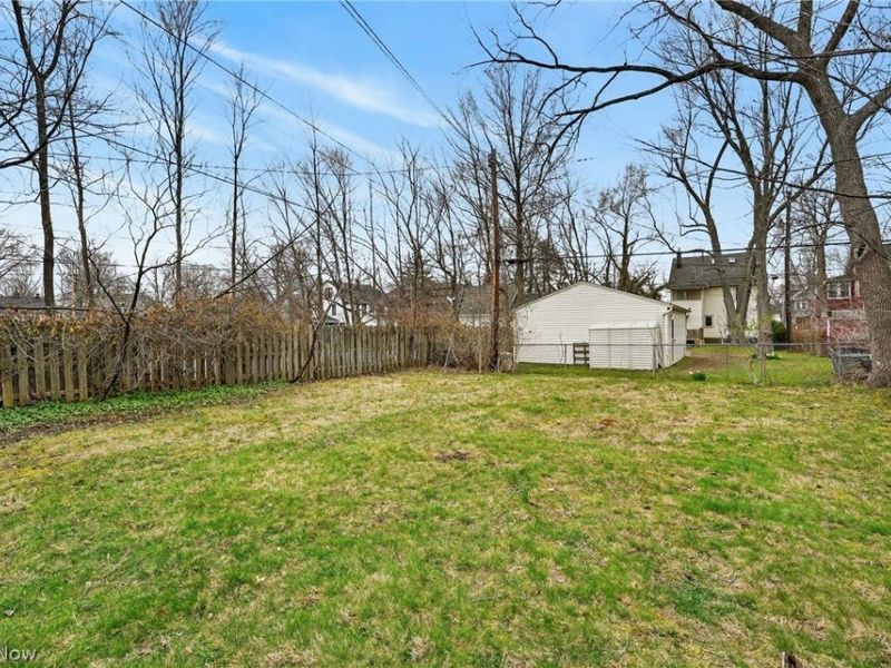 3221 Bradford Road , Cleveland Heights, OH 44118 Photo 32