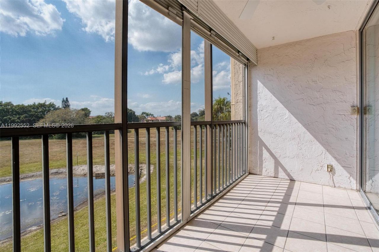 3671 Environ Blvd, Unit 368, Lauderhill, FL 33319 Photo