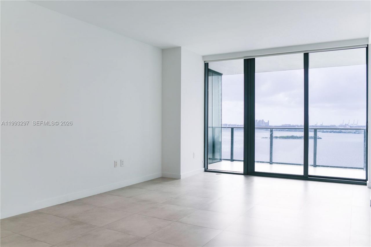 650 NE 32nd St, Unit 2104, Miami, FL 33137 Photo