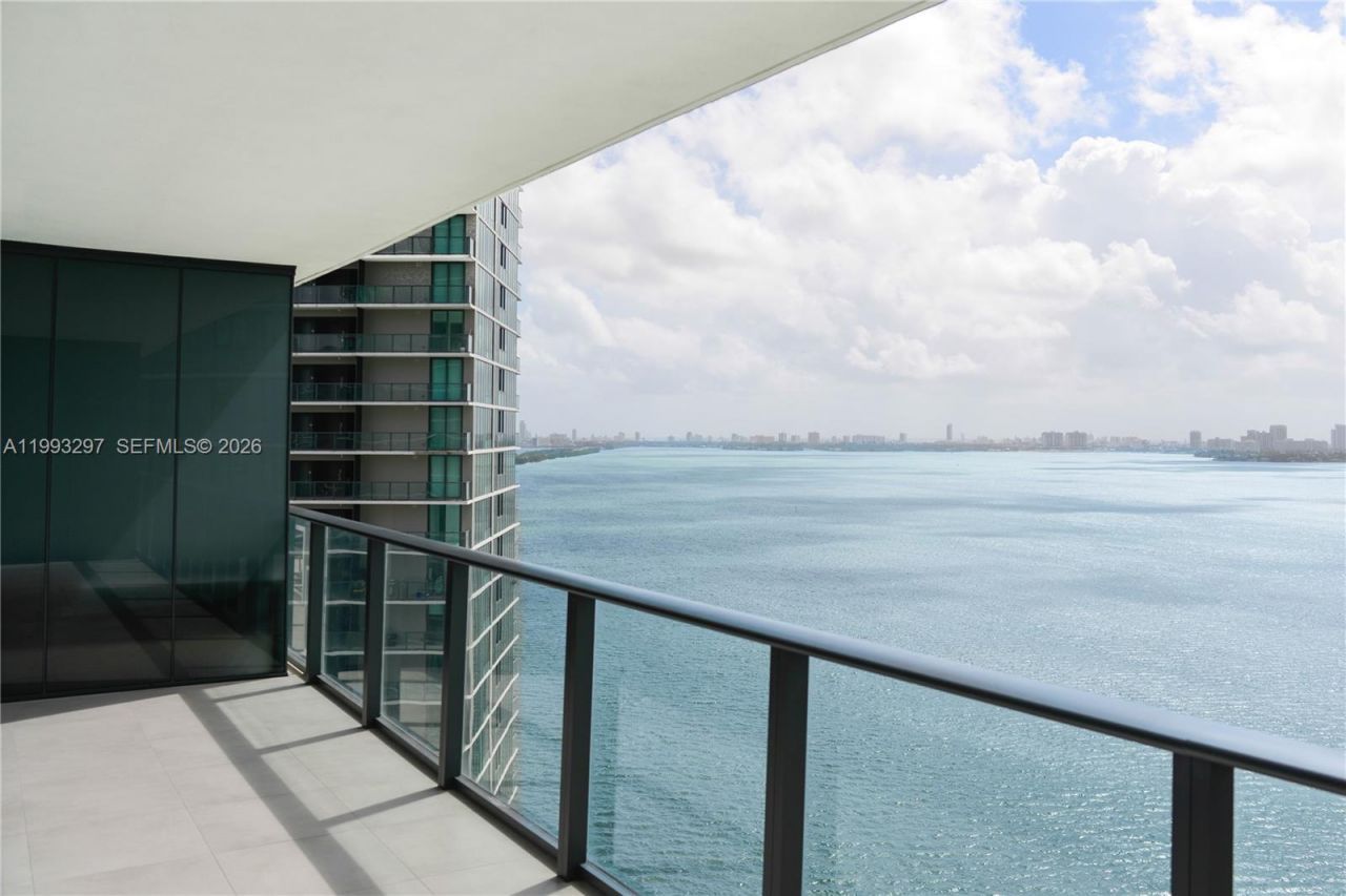 650 NE 32nd St, Unit 2104, Miami, FL 33137 Photo