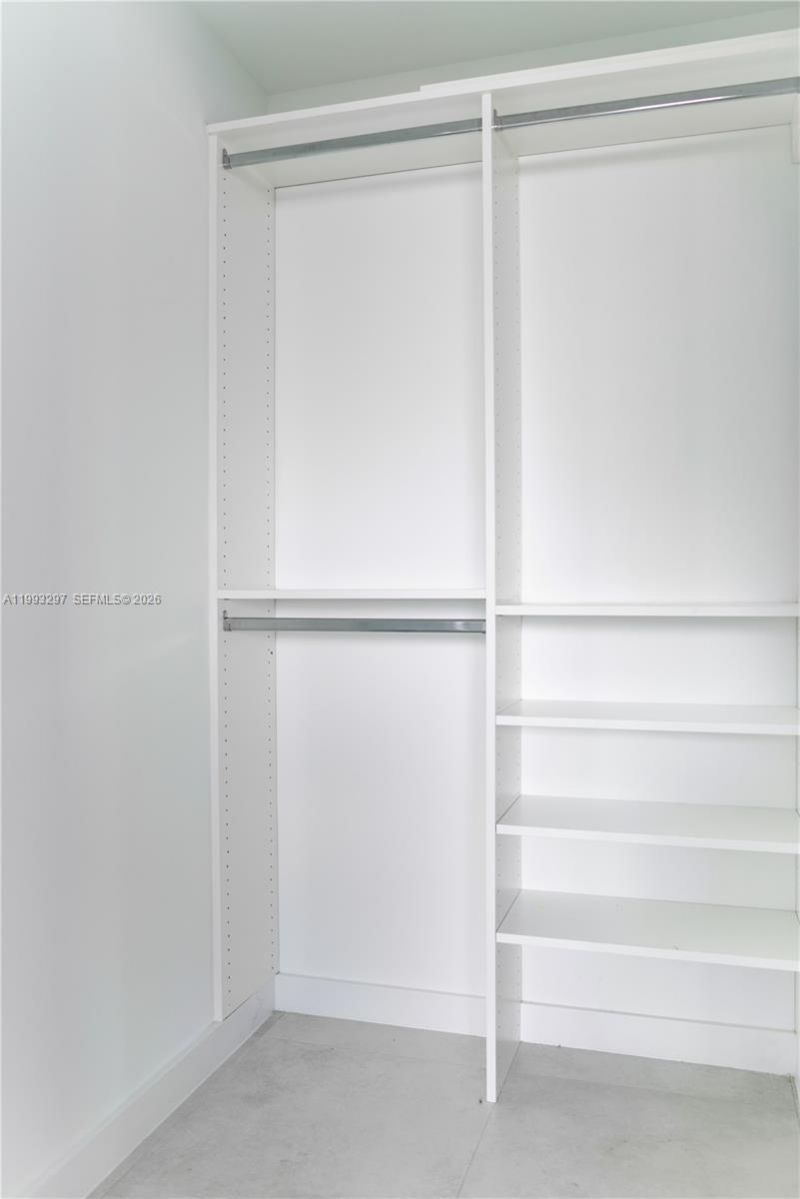650 NE 32nd St, Unit 2104, Miami, FL 33137 Photo