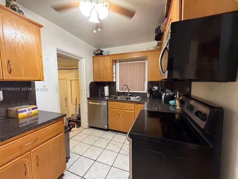446 NW 45th St, Miami, FL 33127 Photo