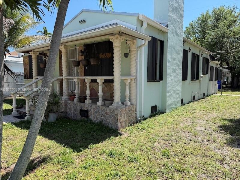 446 NW 45th St, Miami, FL 33127 Photo