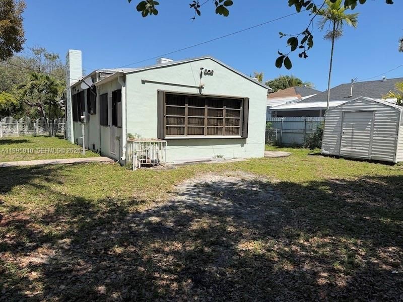 446 NW 45th St, Miami, FL 33127 Photo