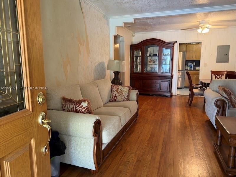 446 NW 45th St, Miami, FL 33127 Photo