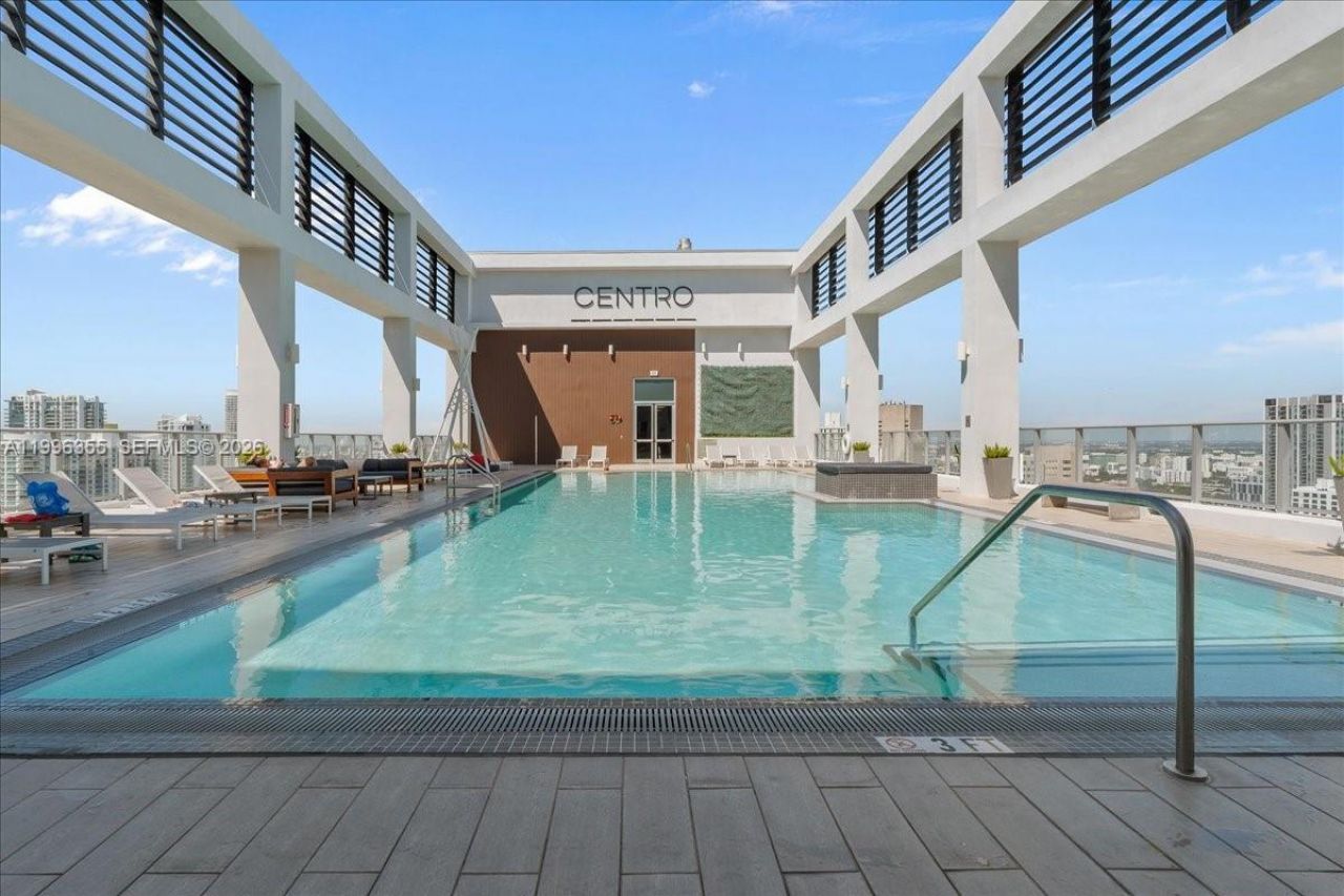 151 SE 1st St, Unit 3107, Miami, FL 33131 Photo