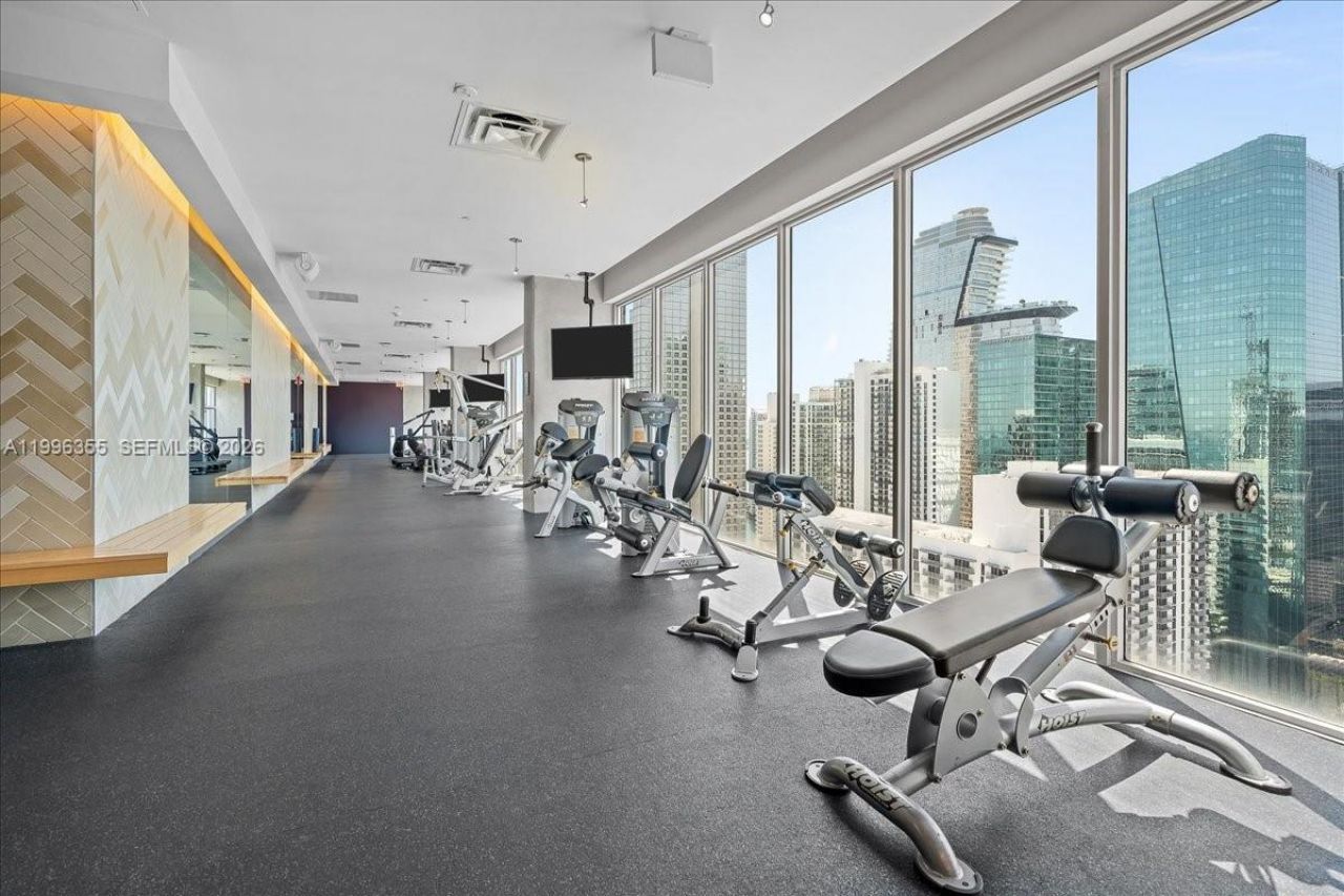 151 SE 1st St, Unit 3107, Miami, FL 33131 Photo