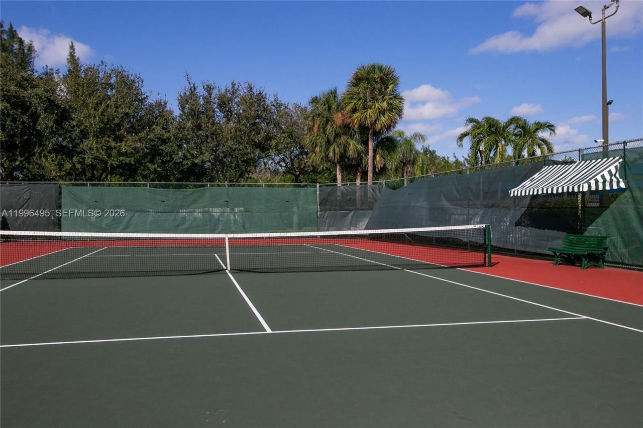 951 Doveplum Ct , Unit 951, Hollywood, FL 33019 Photo