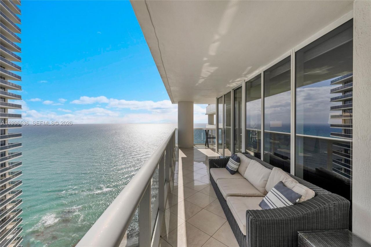 1850 S Ocean Dr, Unit 3510, Hallandale Beach, FL 33009 Photo