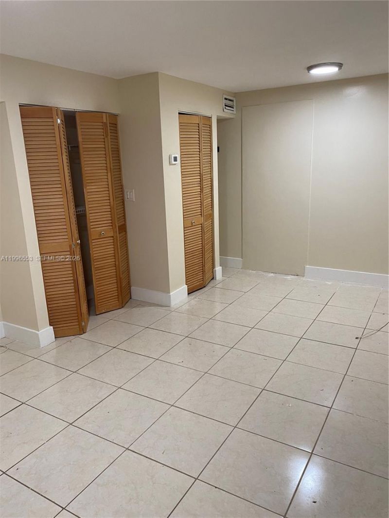 1051 SW 3rd St, Unit 3, Miami, FL 33130 Photo