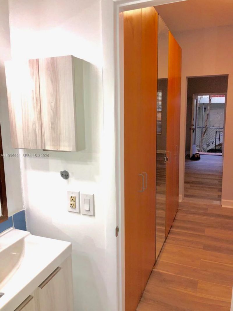 1325 Meridian Ave, Unit 5, Miami Beach, FL 33139 Photo