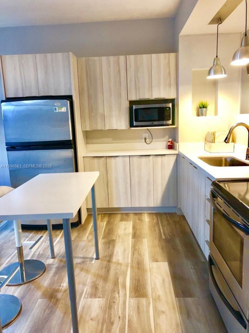 1325 Meridian Ave, Unit 5, Miami Beach, FL 33139 Photo