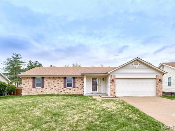 1153 Spencer Hill Drive, St Peters, MO 63376