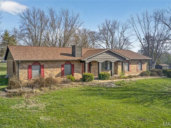 1875 Buffalo Run Drive , Pacific, MO 63069