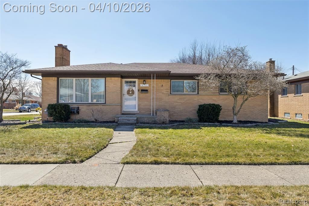 28709 Jacquelyn Drive, Livonia, MI 48154 Main Photo