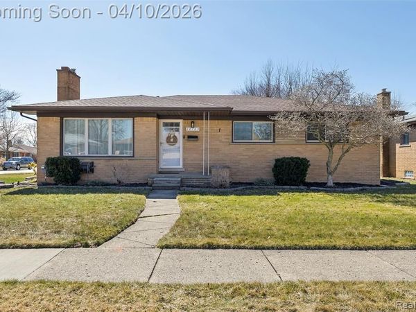 28709 Jacquelyn Drive, Livonia, MI 48154