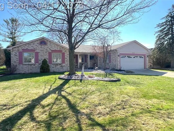 20130 Southampton Drive, Livonia, MI 48152