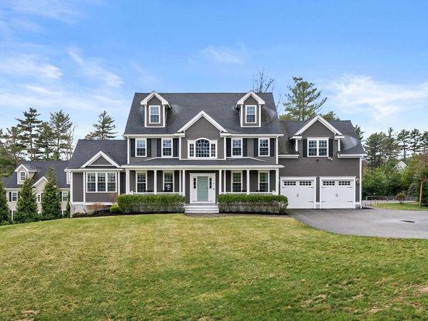 45 Saddleback Ln, Canton, MA 02021