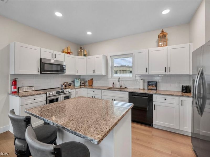 231 Lake Avenue, Ashtabula, OH 44004 Photo 15