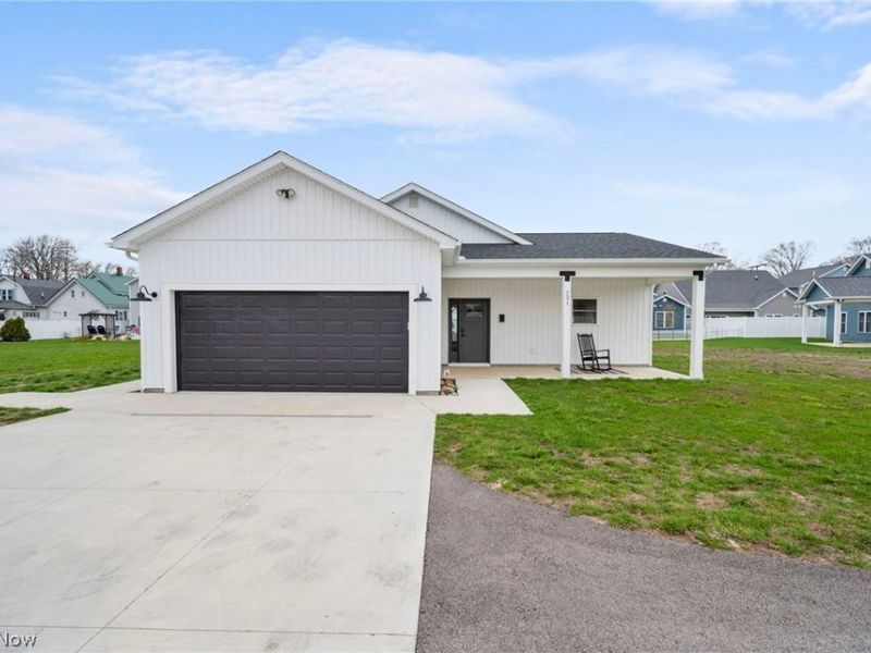 231 Lake Avenue, Ashtabula, OH 44004 Photo 4