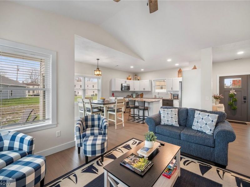 231 Lake Avenue, Ashtabula, OH 44004 Photo 7