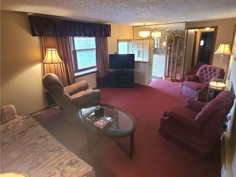 67780 Elizabeth Street, Saint Clairsville, OH 43950 Photo 11