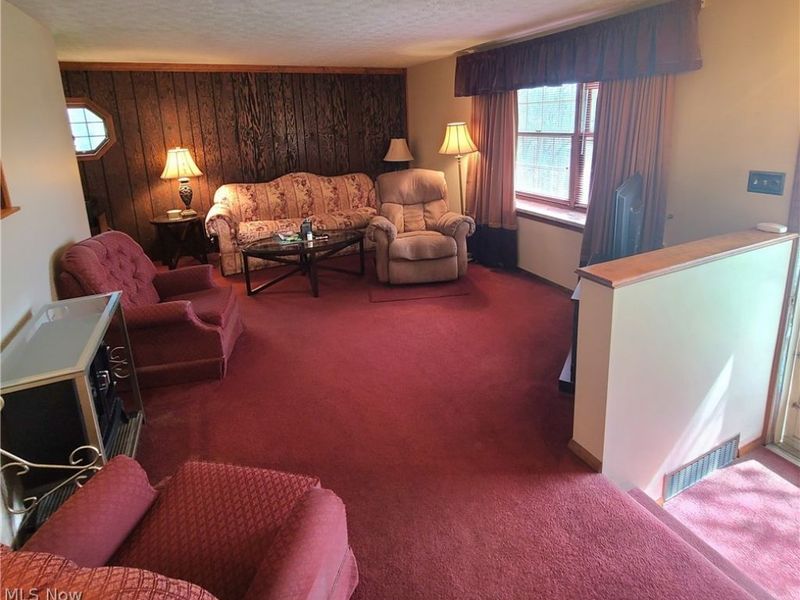 67780 Elizabeth Street, Saint Clairsville, OH 43950 Photo 12