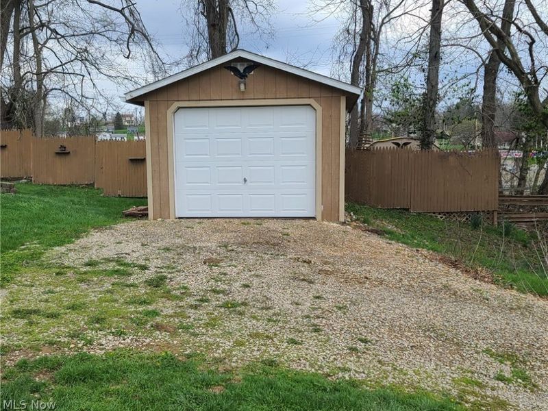 67780 Elizabeth Street, Saint Clairsville, OH 43950 Photo 6