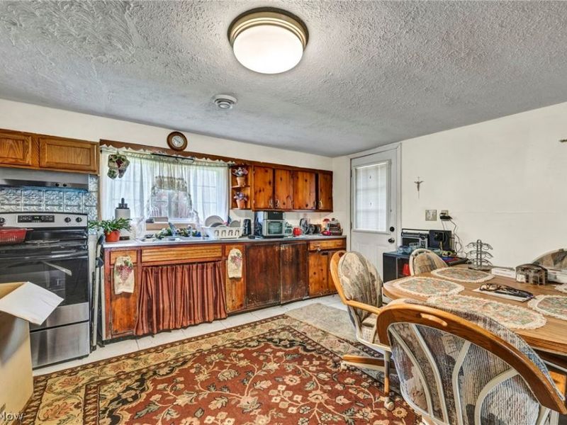 34740 Cooley Road , Columbia Station, OH 44028 Photo 12