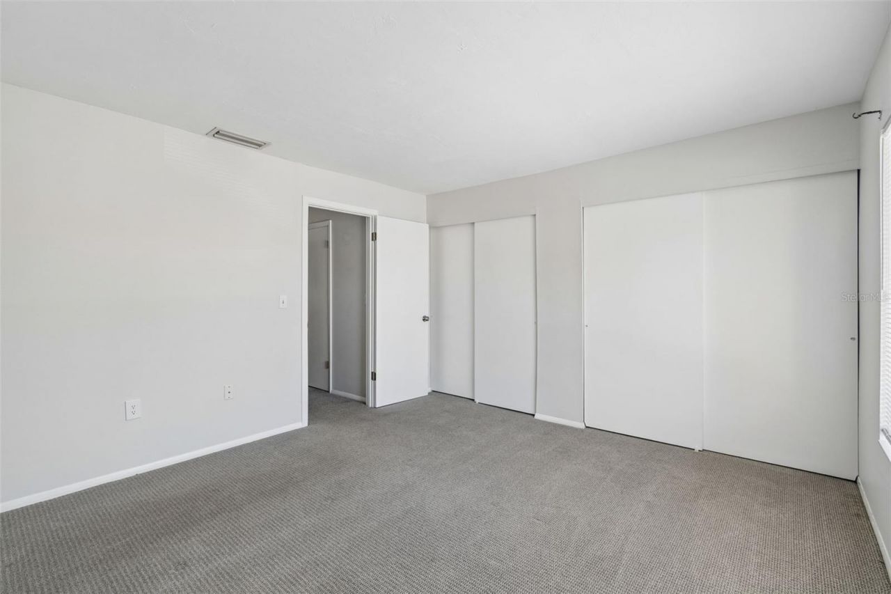 2725 Hidden Lake Boulevard, Unit C, Sarasota, FL 34237 Photo