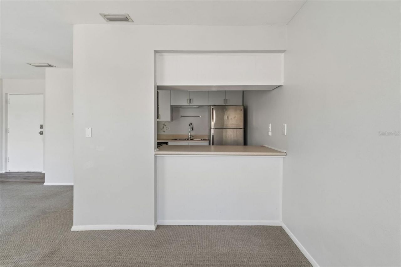 2725 Hidden Lake Boulevard, Unit C, Sarasota, FL 34237 Photo