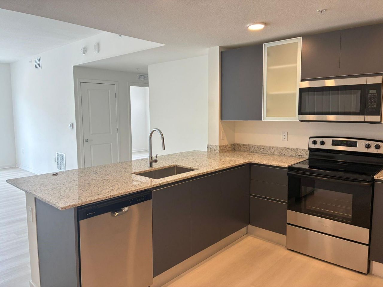 5587 Millenia Park Boulevard, Unit 318, Orlando, FL 32839 Photo
