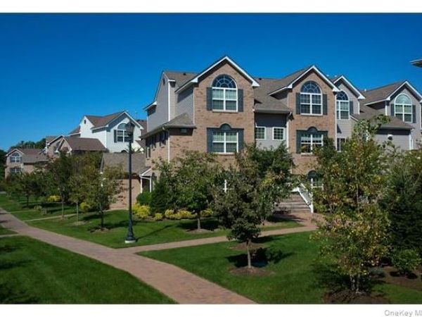 21 Village Plaza Drive , Unit 21, Ronkonkoma, NY 11779