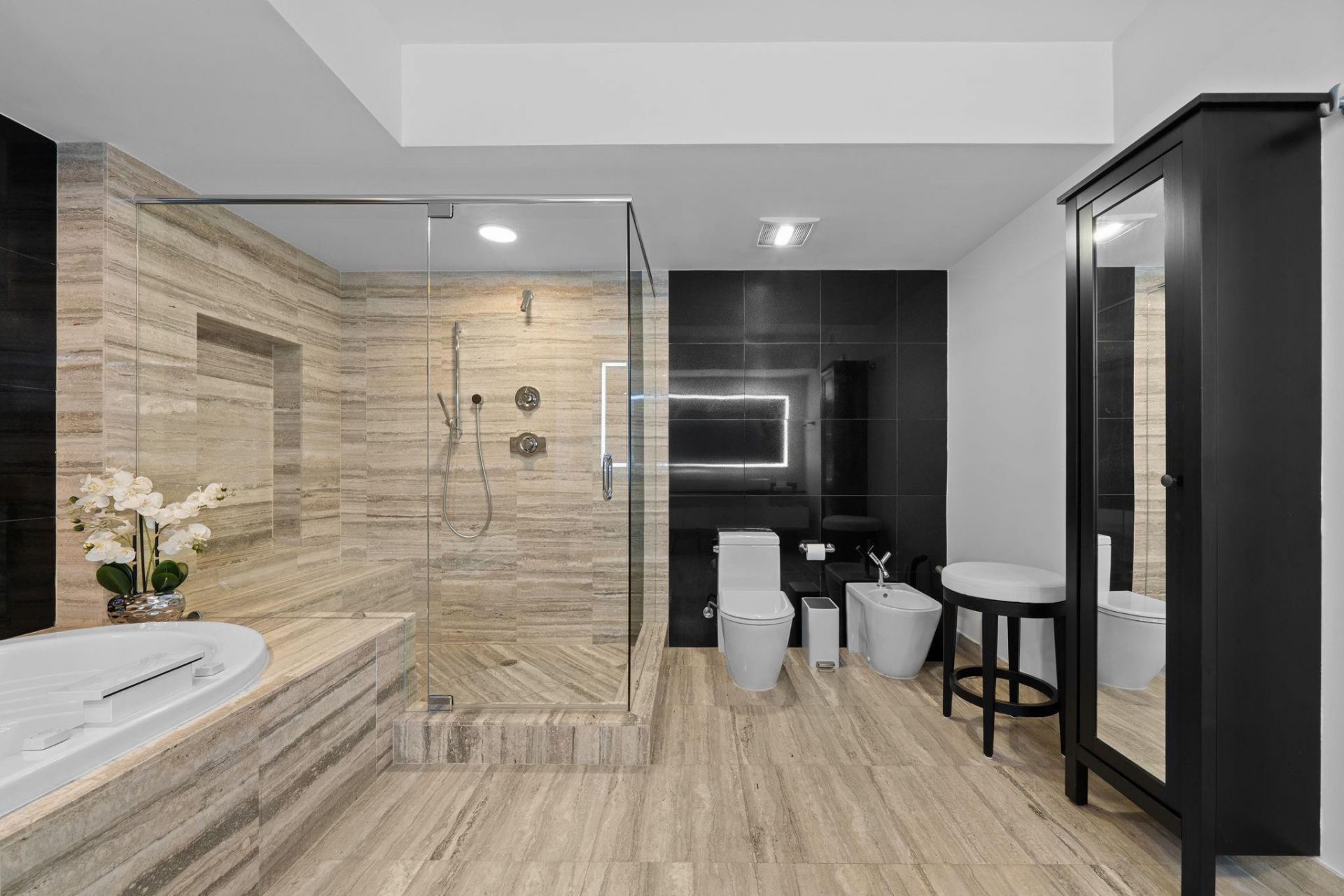 101 S Fort Lauderdale Beach Boulevard, Unit 2106, Fort Lauderdale, FL 33316 Photo