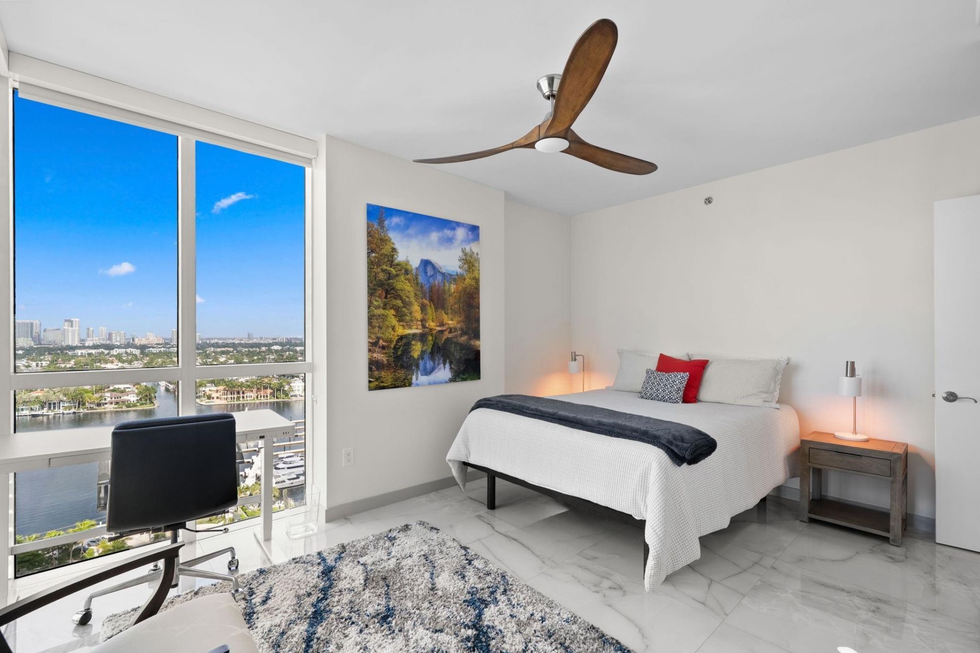 101 S Fort Lauderdale Beach Boulevard, Unit 2106, Fort Lauderdale, FL 33316 Photo