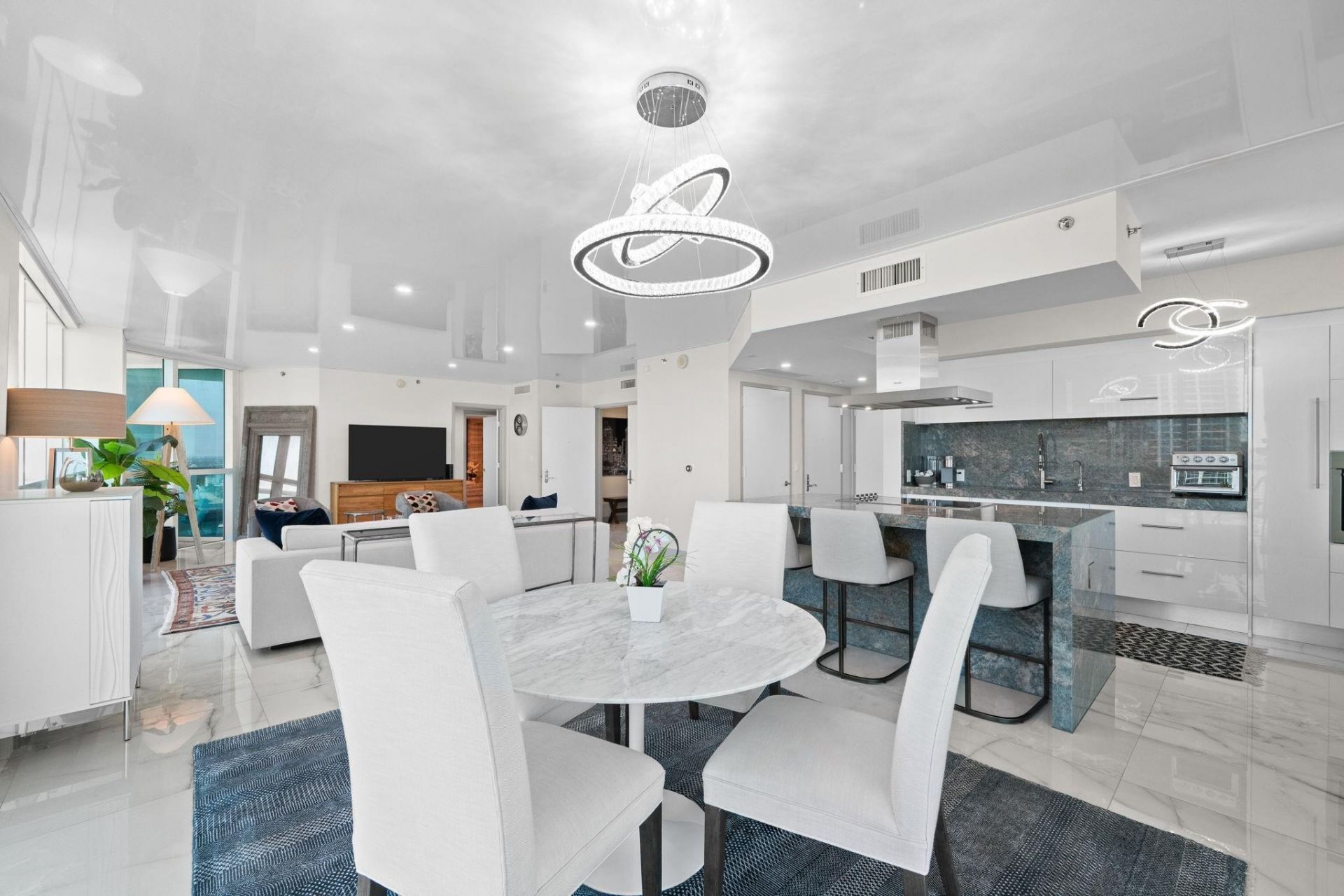 101 S Fort Lauderdale Beach Boulevard, Unit 2106, Fort Lauderdale, FL 33316 Photo