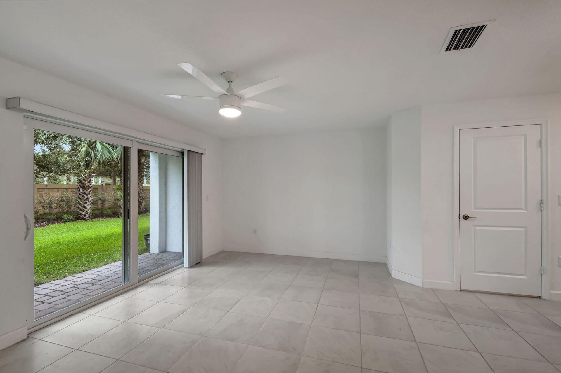 6851 Broadwater Lane, Lake Worth, FL 33467 Photo