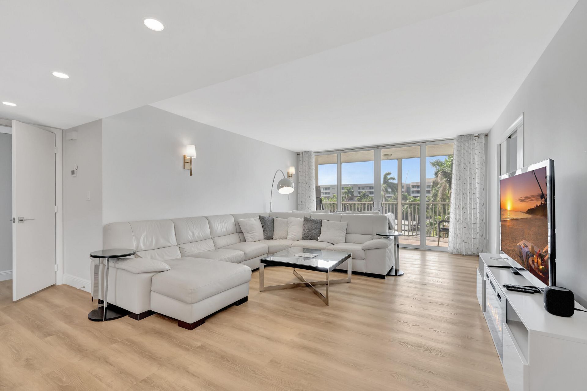 1 Harbourside Drive, Unit 4502, Delray Beach, FL 33483 Photo