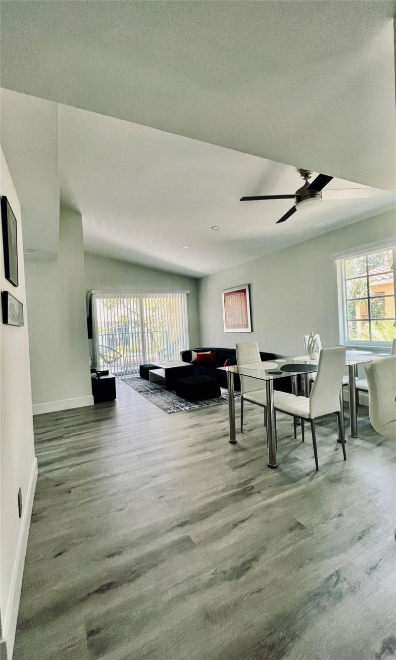 1105 Lake Shore Drive, Unit 201, Lake Park, FL 33403 Photo