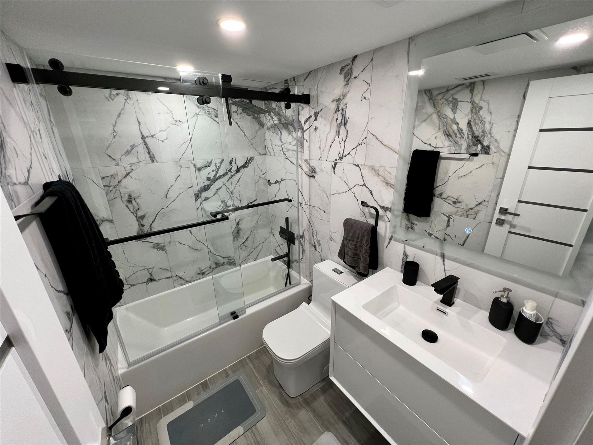 1105 Lake Shore Drive, Unit 201, Lake Park, FL 33403 Photo