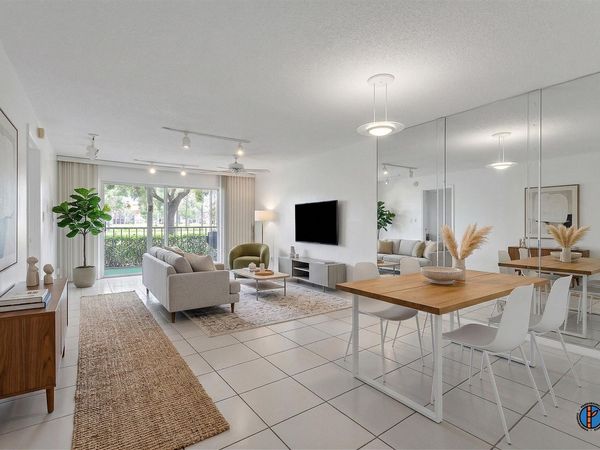 5860 NW 44th Street, Unit 111, Lauderhill, FL 33319